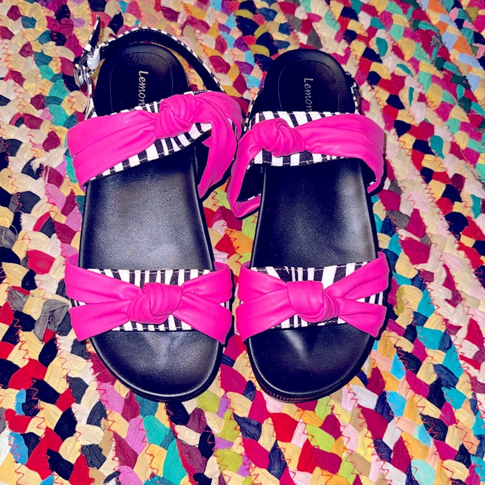 New!! Super Cute Lemonade Platform Sandals